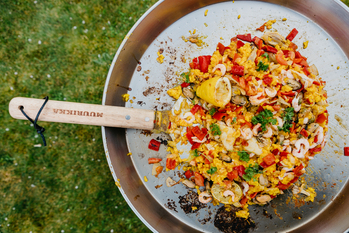 Recept_paella med kyckling, skaldjur och saffran (4).jpg