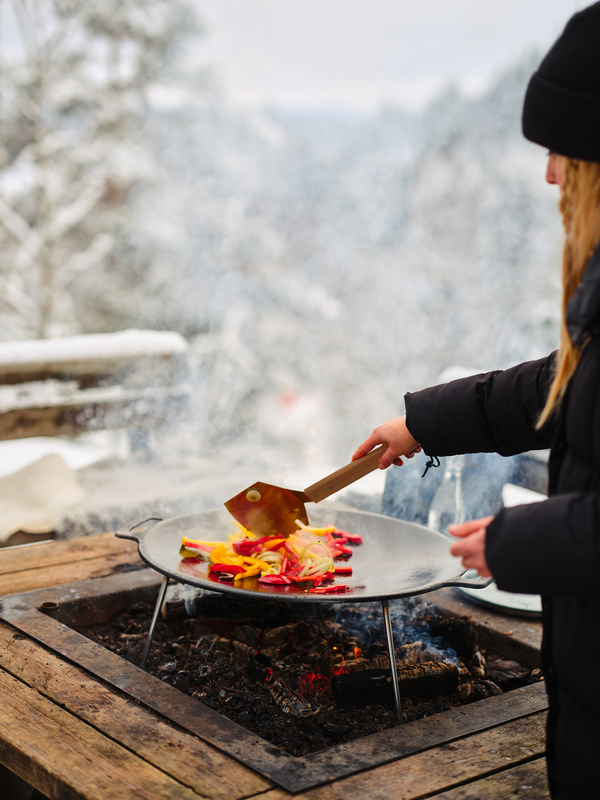 Griddle pan, with legs Hot-rolled steel 48 cm