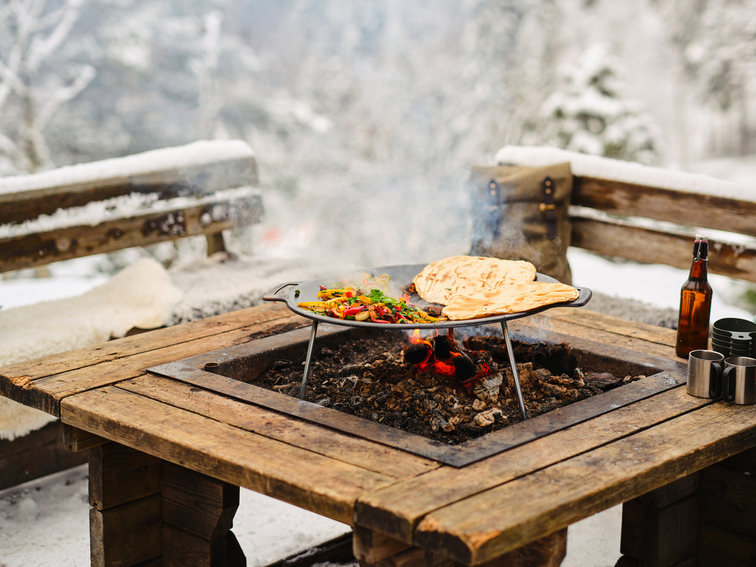 Griddle pan, with legs Hot-rolled steel 48 cm